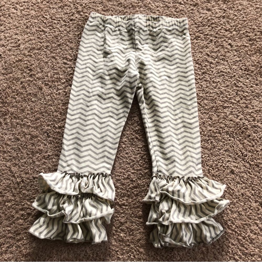 Mustard‎ Pie Ruffle Pants Girls 5 Cream Gray Stretchy Pull On